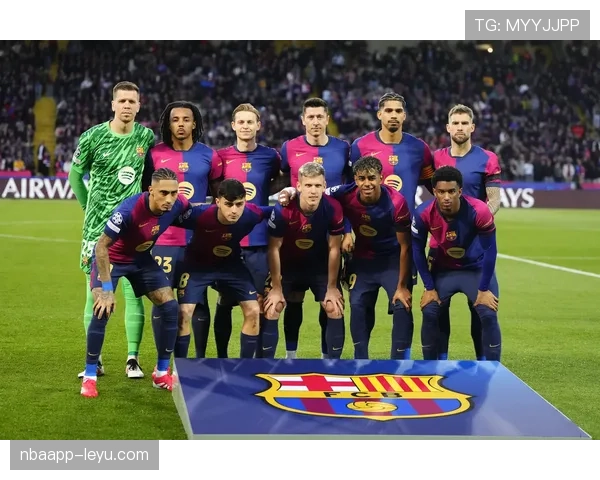 梅西C罗步入职业新篇章，年轻新星闪耀绿茵场