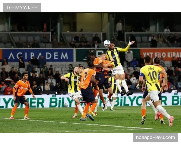 费内巴切防守体系全面升级,新赛季竞争力显著提升 费内巴切防守体系全面升级,新赛季竞争力显著提升