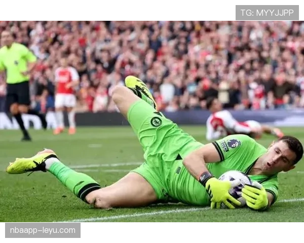 门将扑救榜出炉:神勇表现闪耀赛场,赛季最佳花落谁家? 门将扑救榜出炉:神勇表现闪耀赛场,赛季最佳花落谁家?