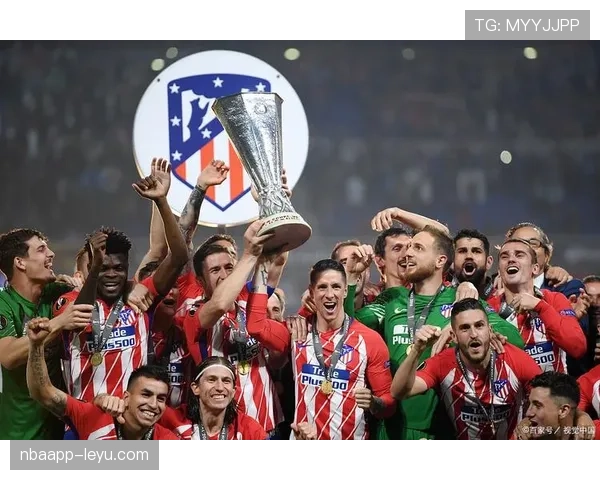 欧洲杯预选赛高潮迭起，精彩瞬间点燃球迷热情