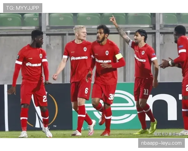 安特卫普战术革新:解析球队竞争力持续跃升的核心策略 安特卫普战术革新:解析球队竞争力持续跃升的核心策略