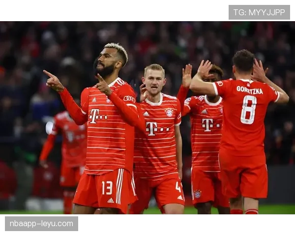 斯图加特明星球员在新赛季首战中展现出色状态，助球队赢得开门红